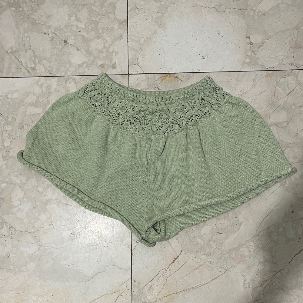 Zara Girls Pistachio Green Knit Shorts